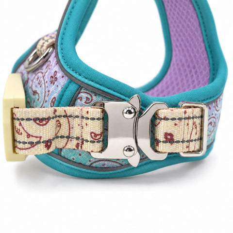Reflektörlü Göğüs Tasması Paisley, metal kilit detayı